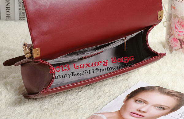 Chanel Boy Flap Shoulder Bag in Burgundy Original Leather Gold