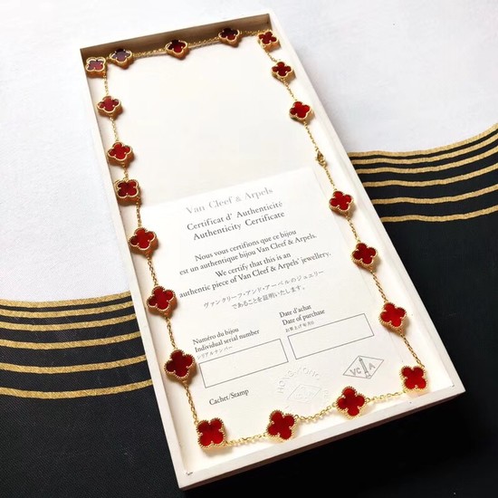 Van Cleef & Arpels Necklace 69885 red