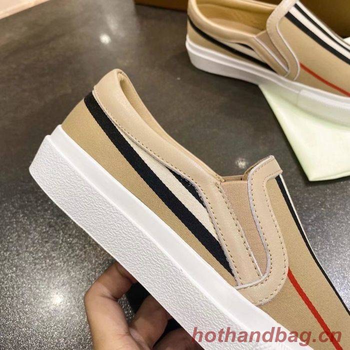 Burberry shoes BU00016
