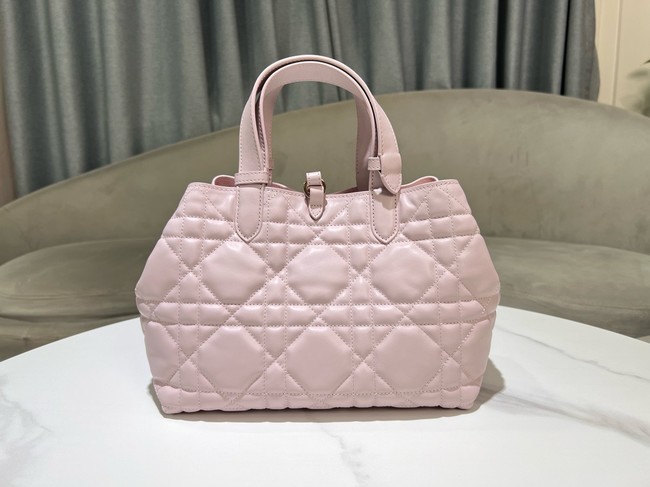 Medium Dior Toujours Bag pink Macrocannage Calfskin M2821OSIY