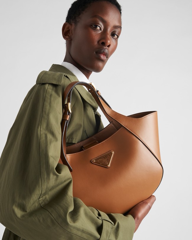 Prada medium leather tote bag 1BG483 Caramel
