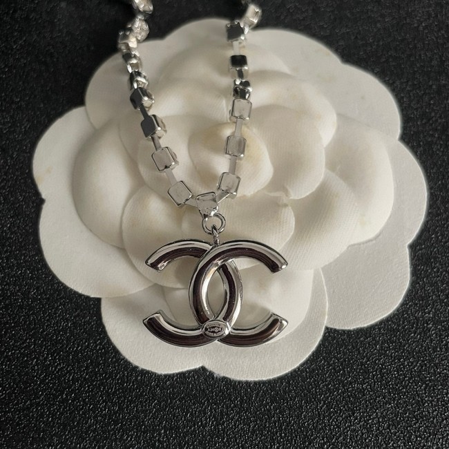 Chanel necklace CE16349