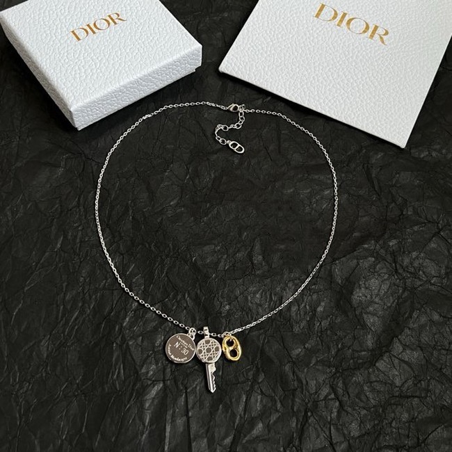 Dior necklace CE16440