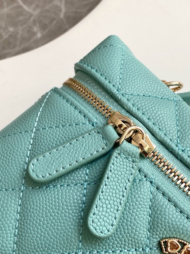 Chanel CLUTCH WITH CHAIN AP4531 Lake blue