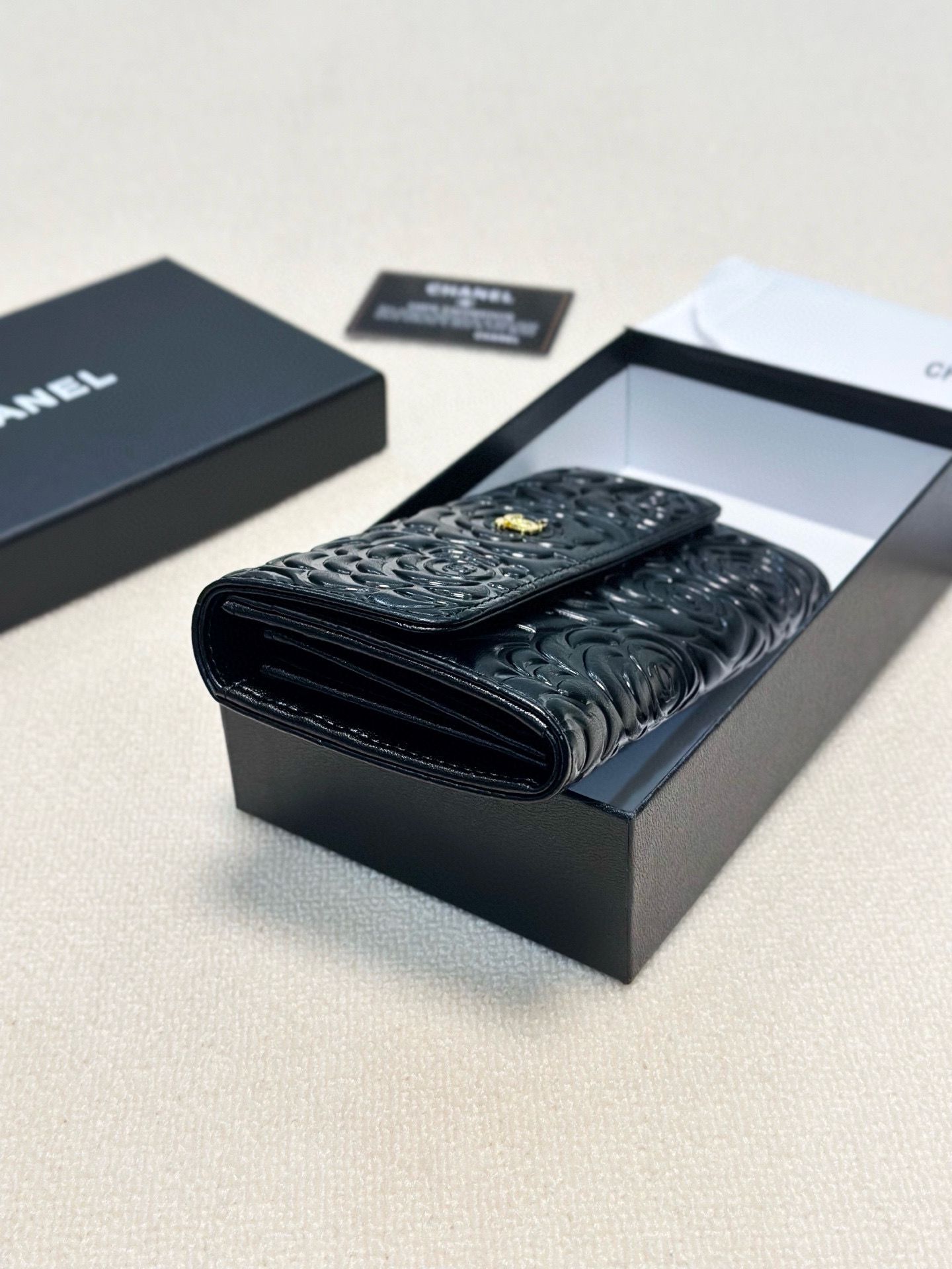 Chanel Original Leather Camellia Wallet C39020 Black