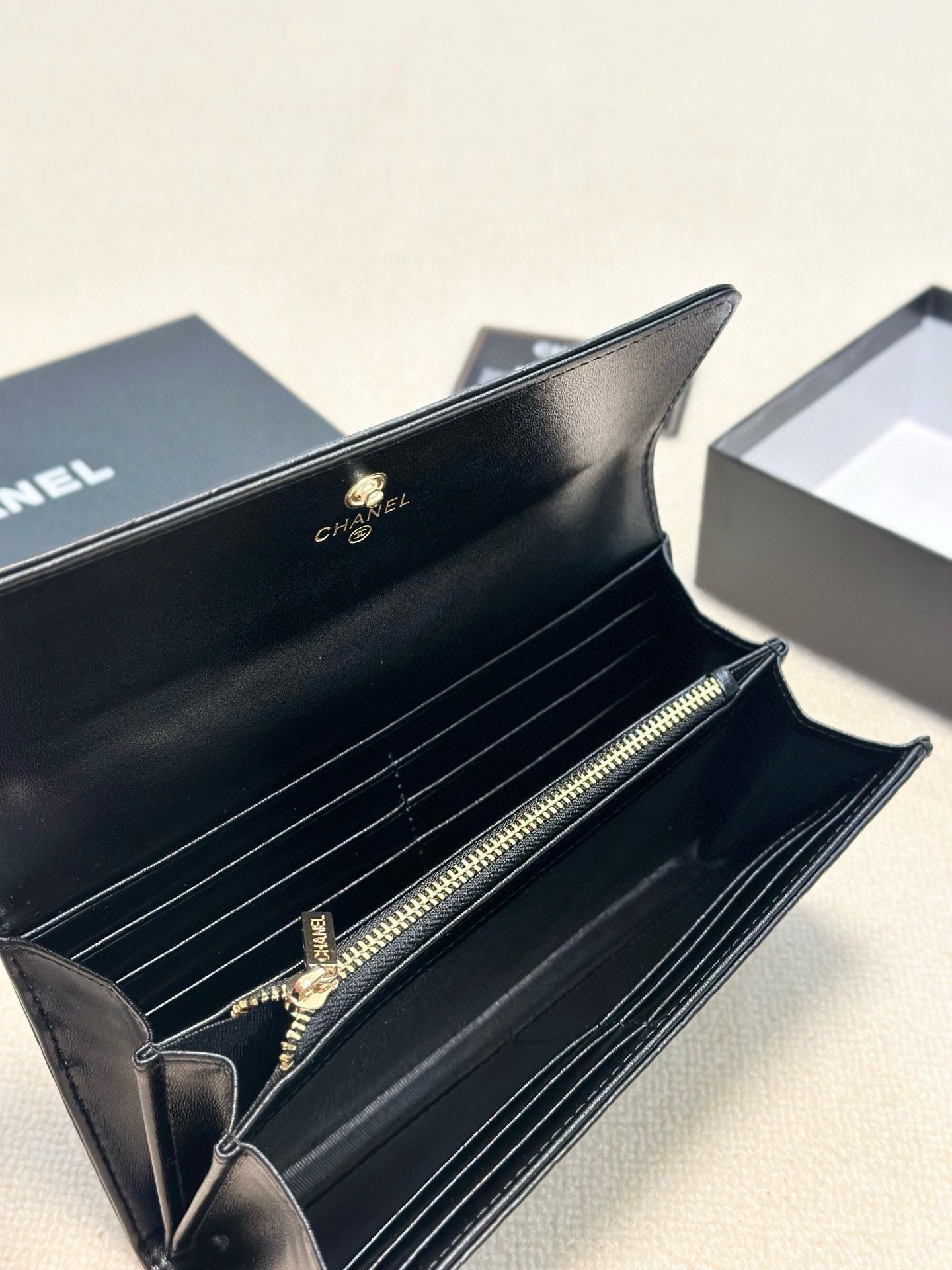 Chanel Original Leather Camellia Wallet C39020 Black