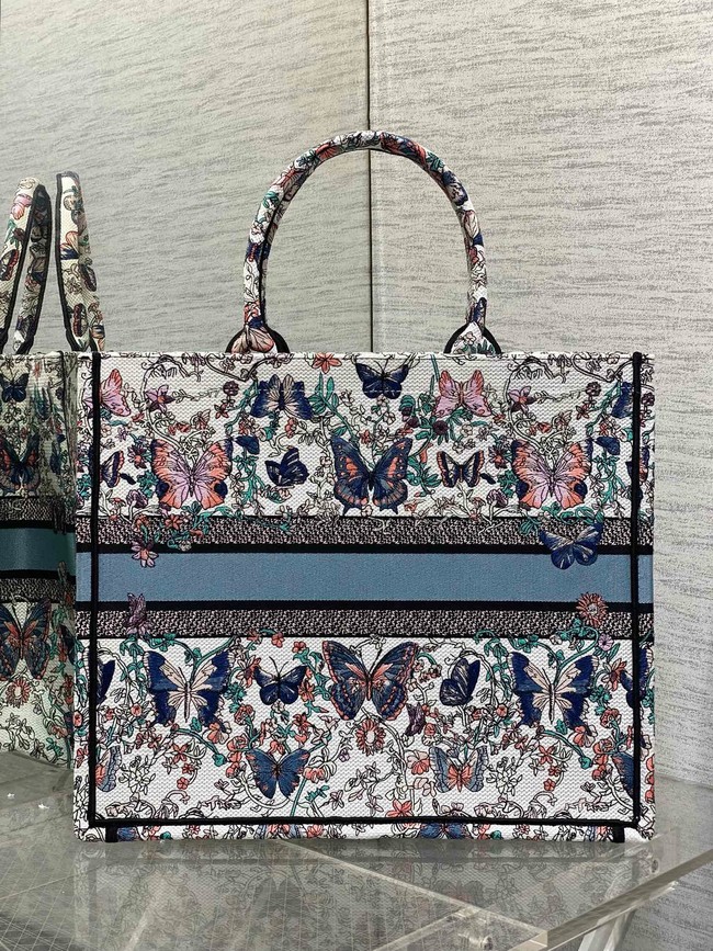 Large Dior Book Tote Embroidery Embroidery M1286ZEDX-2