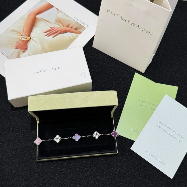 Van Cleef & Arpels necklace CE16663