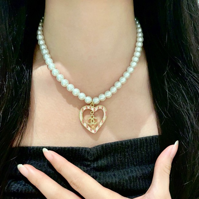 Chanel necklace CE16692