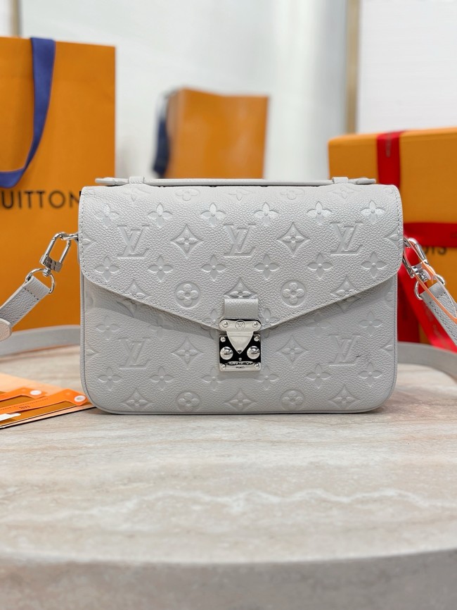 Louis Vuitton Pochette Metis M13481 Brume Gray