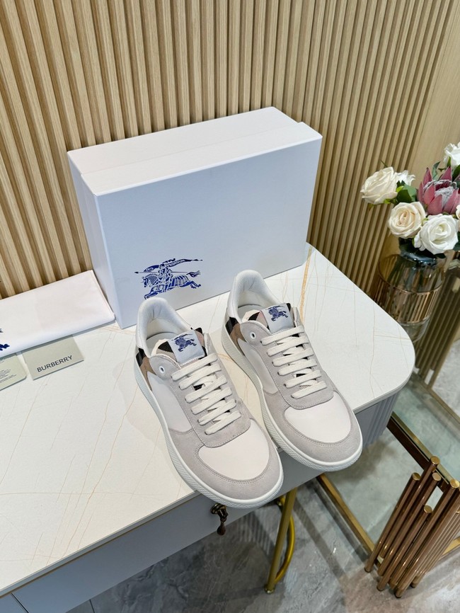 BurBerry Mens Flat shoes 44994-3