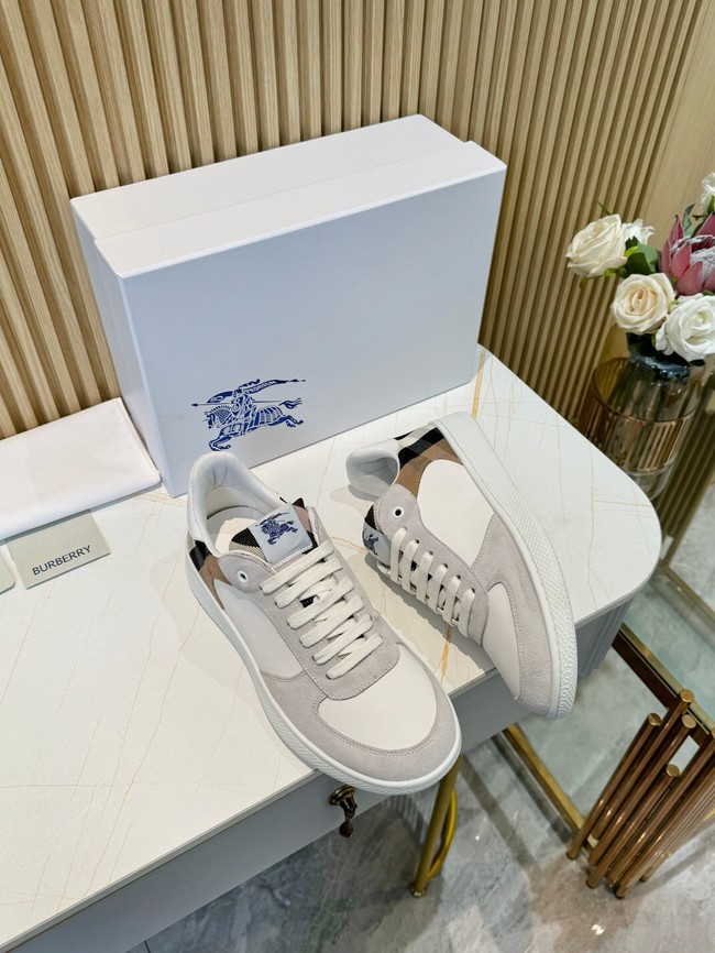 BurBerry Mens Flat shoes 44994-3