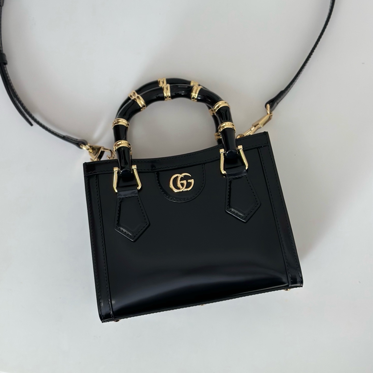 Gucci Diana small tote bag 832936 black
