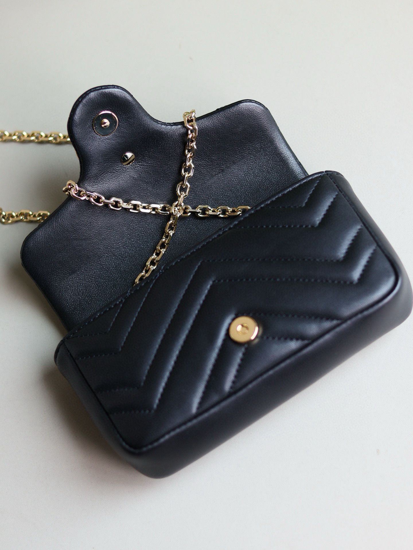 GUCCI GG MARMONT MINI SHOULDER BAG 841290 Black&Light Gold-Tone