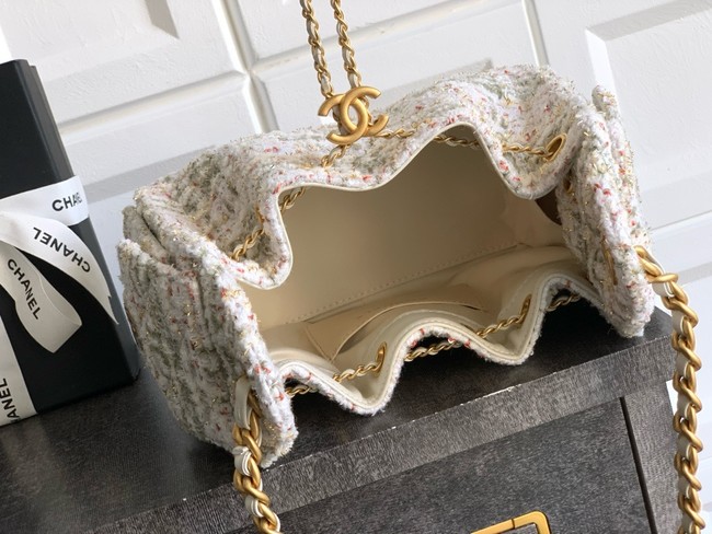 CHANEL 25 MINI HANDBAG Woolen tweed AS5631 Cream