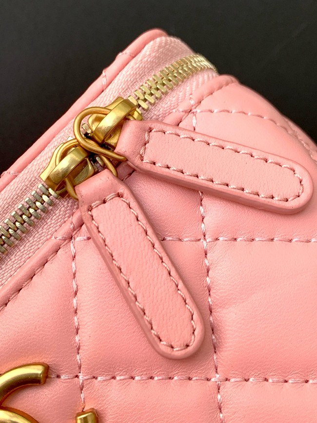 CHANEL Lambskin Vanity with Chain AP3940 pink