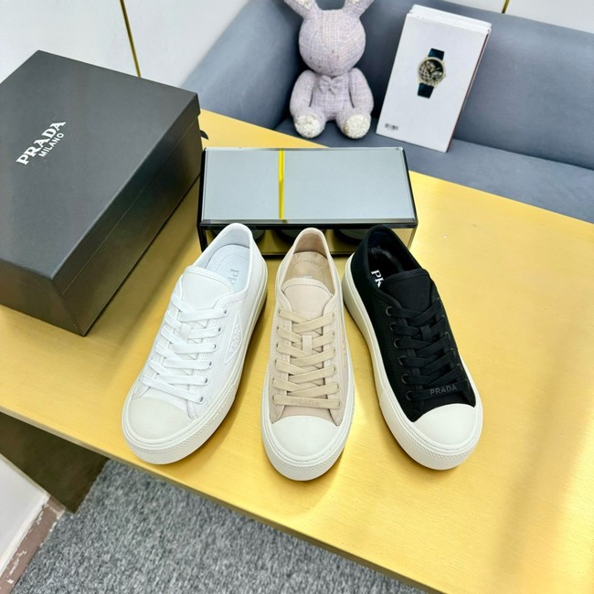 Chanel Downtown Bold leather sneakers 45033-3