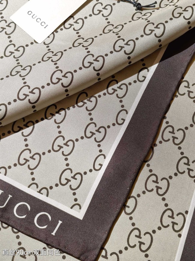 Gucci Square Scarf Silk Jacquard XT2891