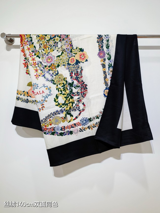 Hermes Shawl Cashmere and Silk KY138