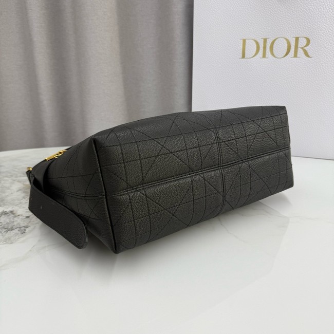 Medium Dior Voyage Bag Black Flat Macrocannage Grained Calfskin M2846UJ