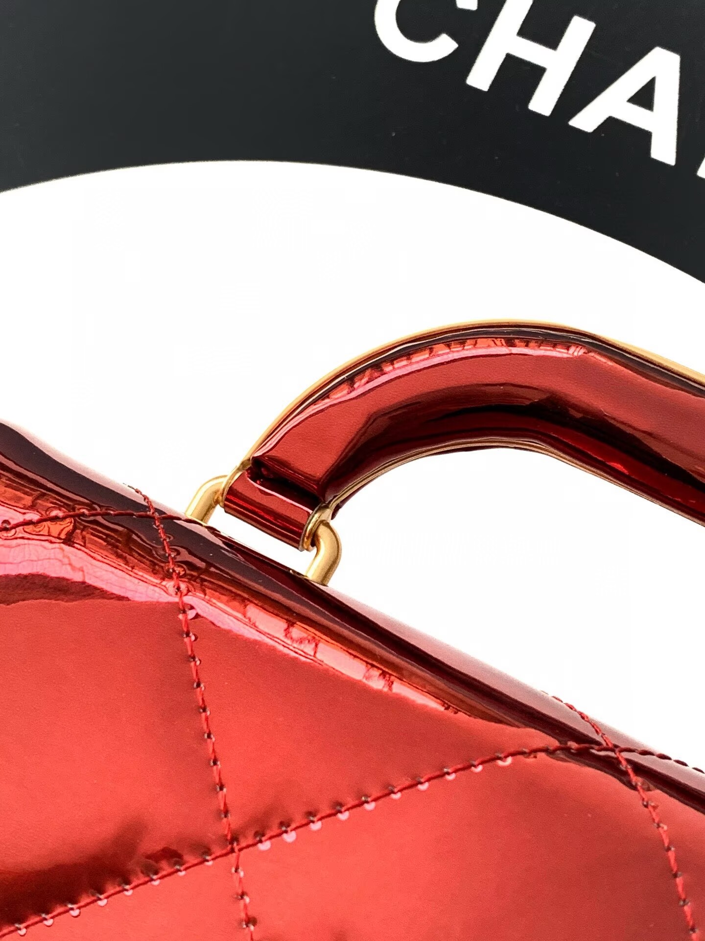 Chanel 25K Original Patent Leather Top Handle Bag  A6320 Wine