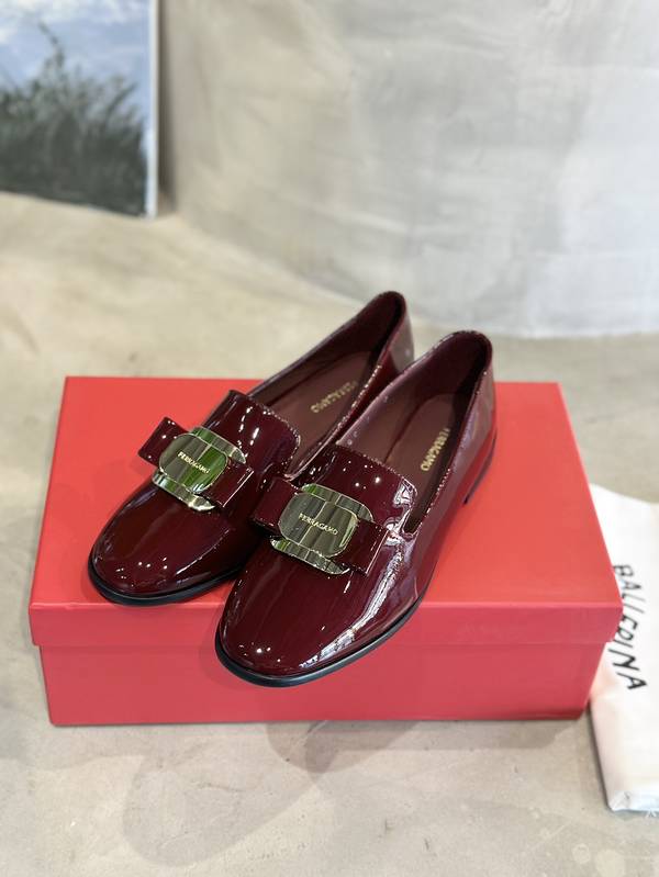 Ferragamo Shoes FMS00092