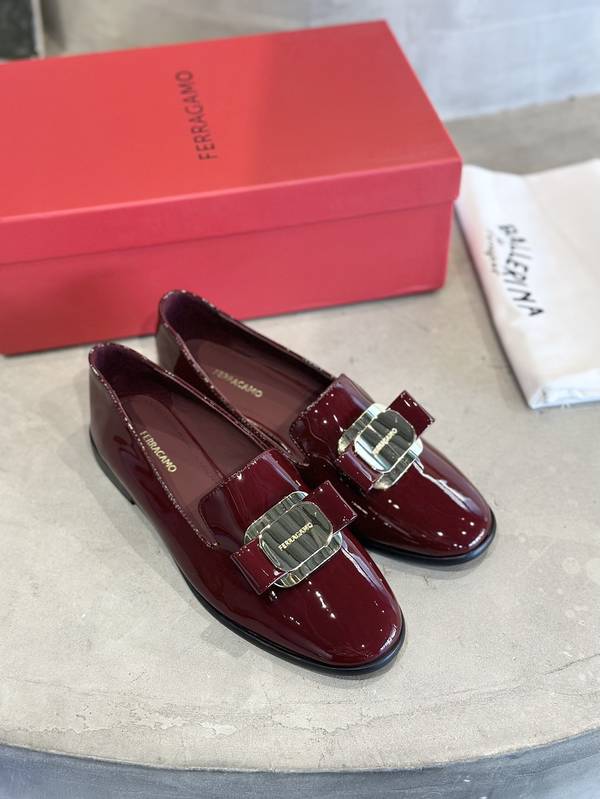Ferragamo Shoes FMS00092