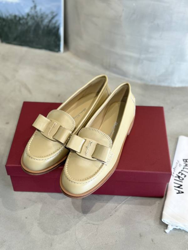 Ferragamo Shoes FMS00098