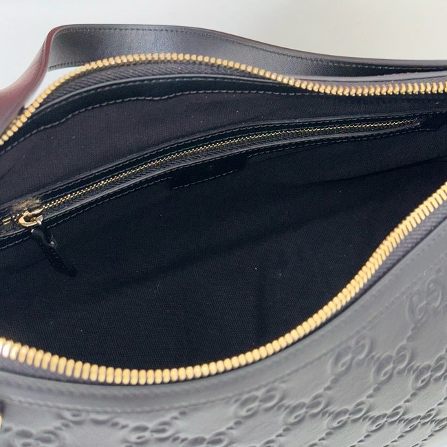 Gucci GG Emblem medium shoulder bag 847449 black