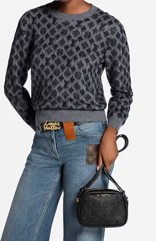 Louis Vuitton NEW Tiny Camera Bag M25518 black