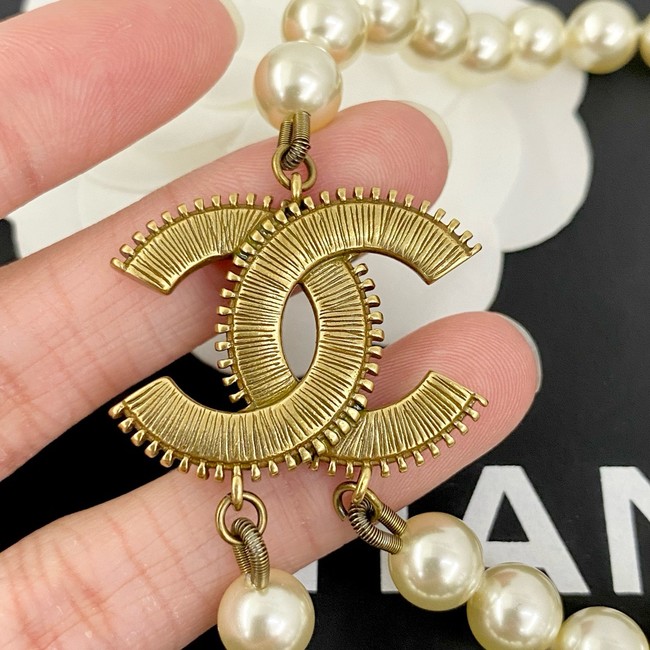 Chanel necklace CE81642
