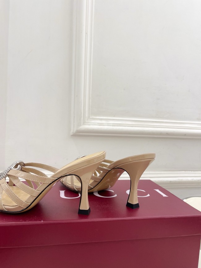 Gucci Womens slide sandal with crystal Interlocking G 852663-5