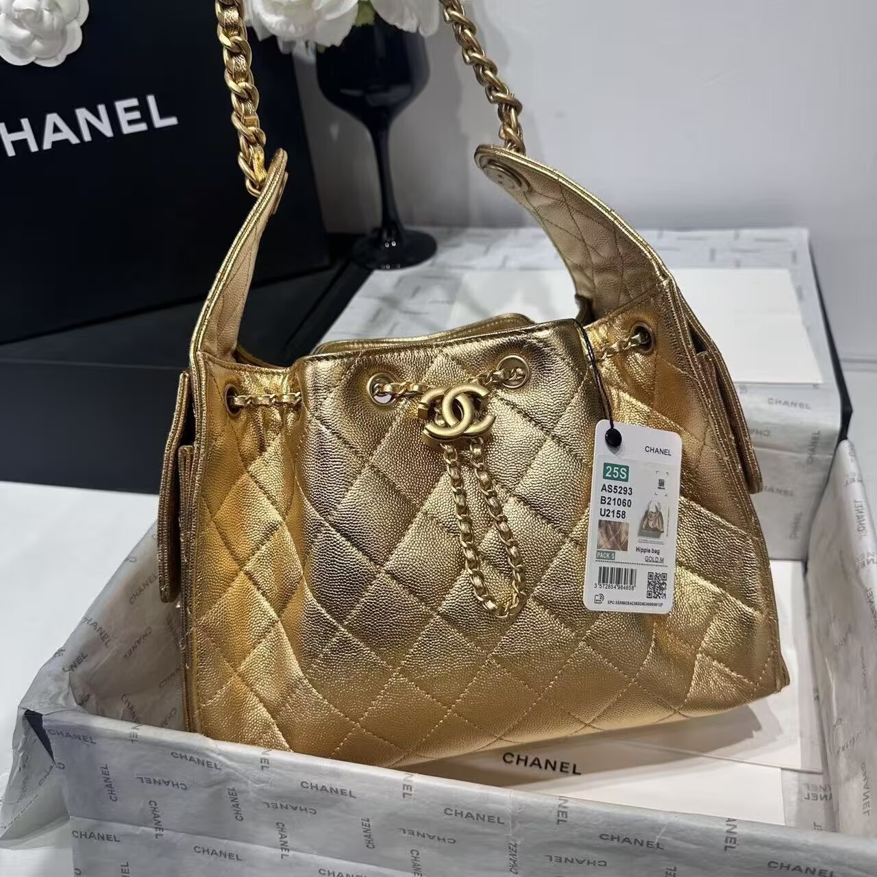 CHANEL 25 SMALL HANDBAG AS5293 New Gold