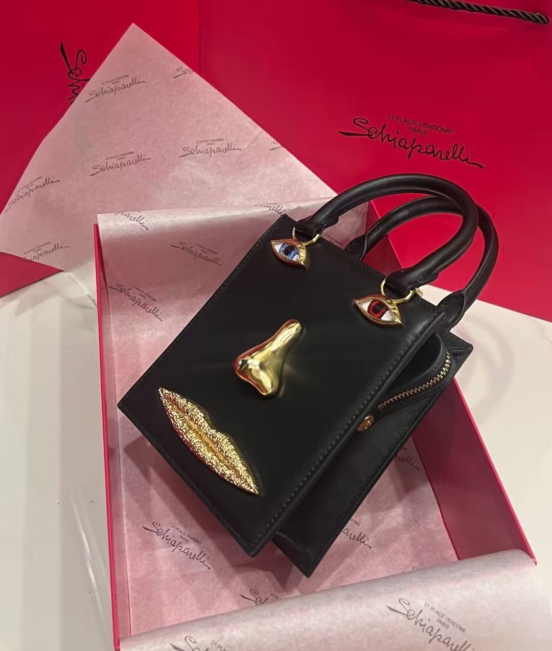 New Schiaparelli bags Original leather 50102 Black