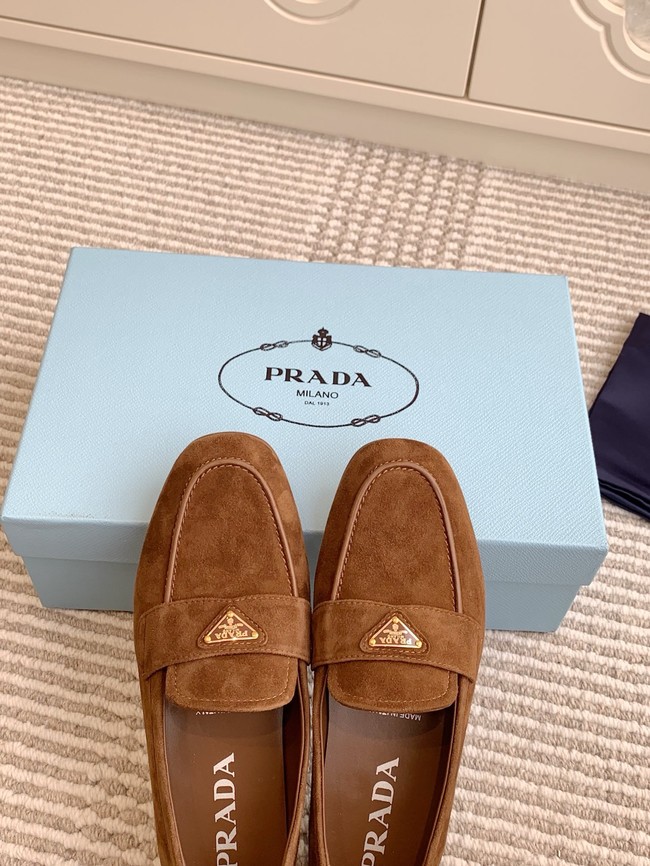 Prada leather loafers 87199-3