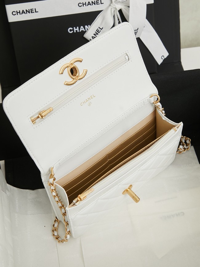 Chanel Wallet On Chain AP3938 white