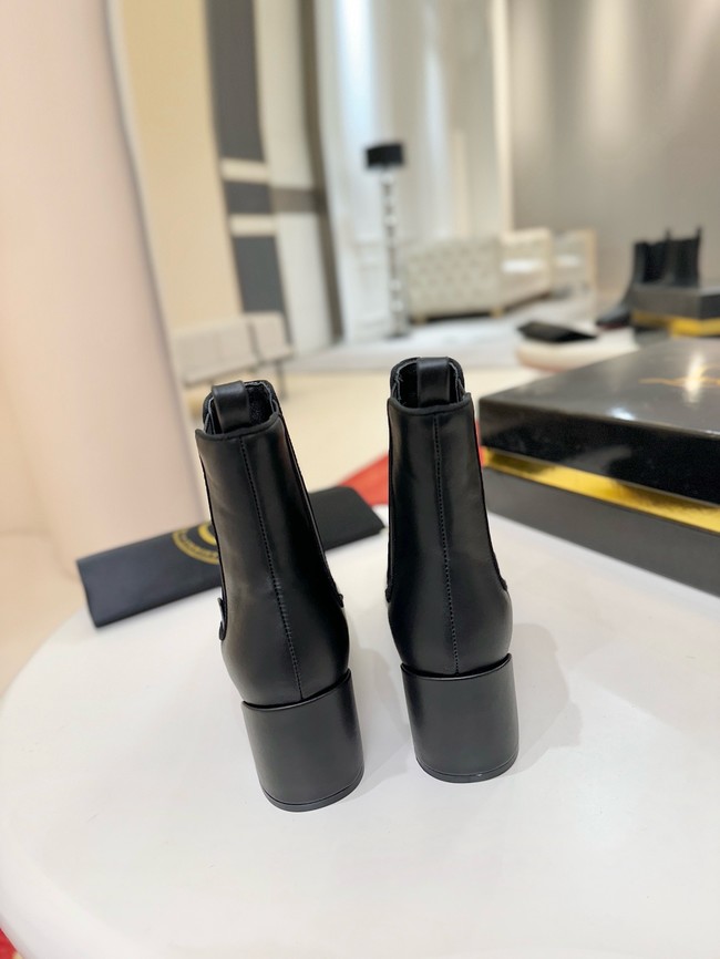 Christian Louboutin Short Boots 21091-1