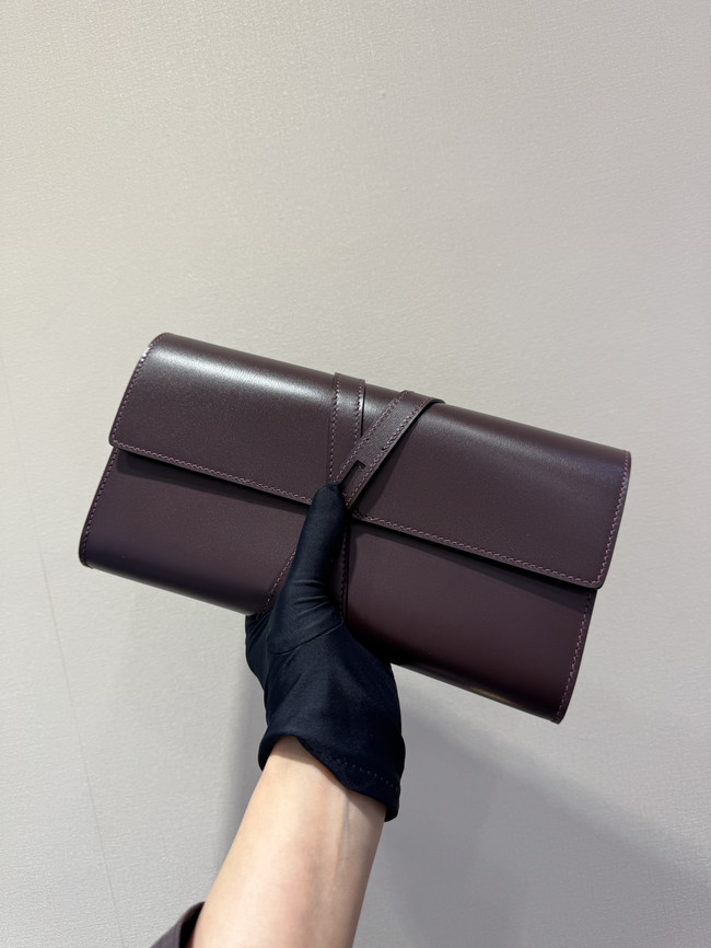 Hermes swift Leather Clutch 37568 burgundy