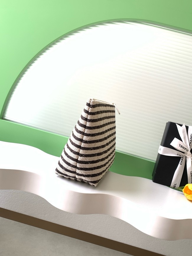 CHANEL Zipped Case AS4988 Black