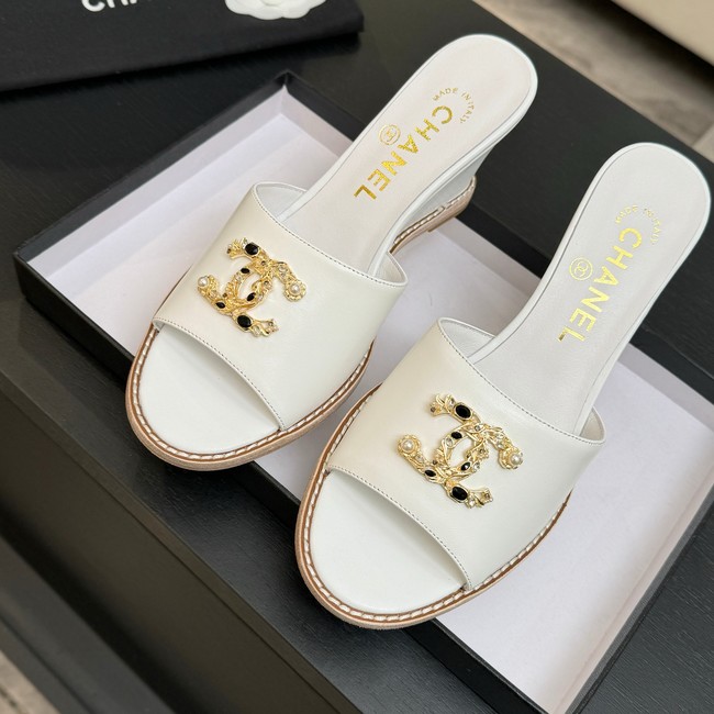 Chanel Slippers 66943-18