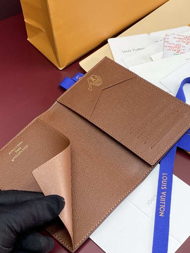 Louis Vuitton NEW Passport Cover M27548