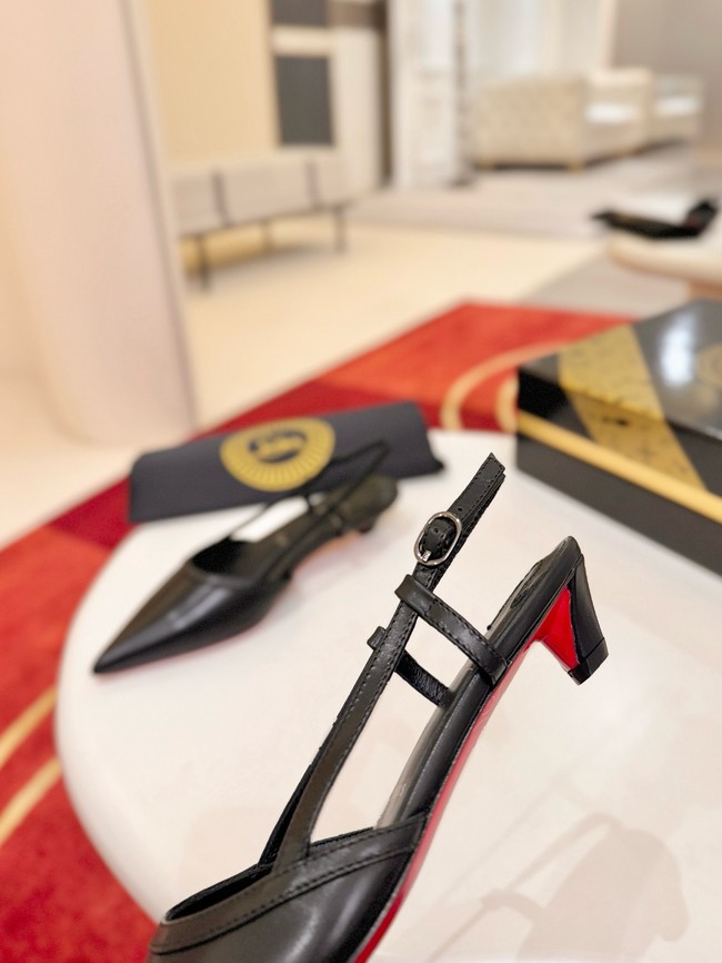 Christian Louboutin Sandals 67000-1