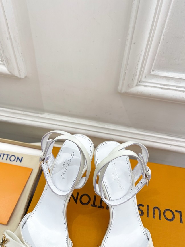 Louis Vuitton Sandals 67003-3