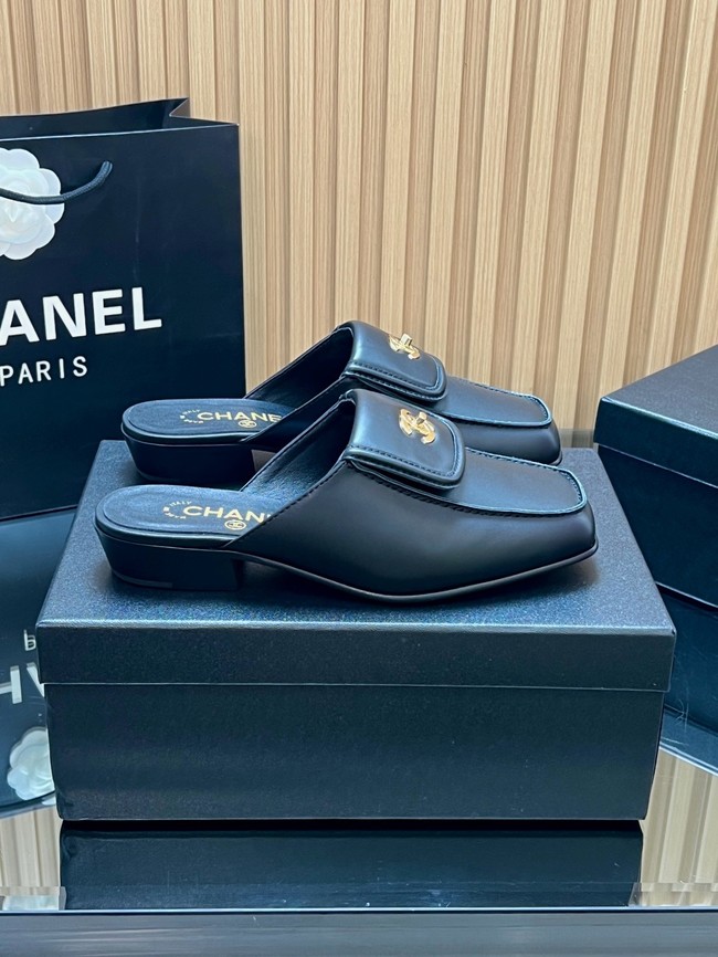 Chanel Mules 67101-3