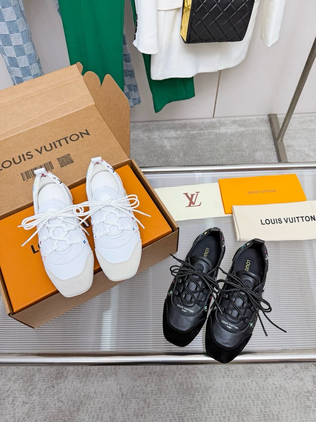 Louis Vuitton Trainer Sneaker 67020-1