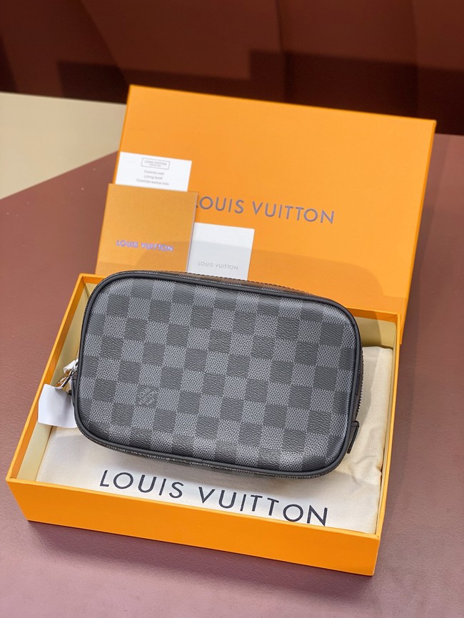 Louis Vuitton Toiletry Bag M43384-1