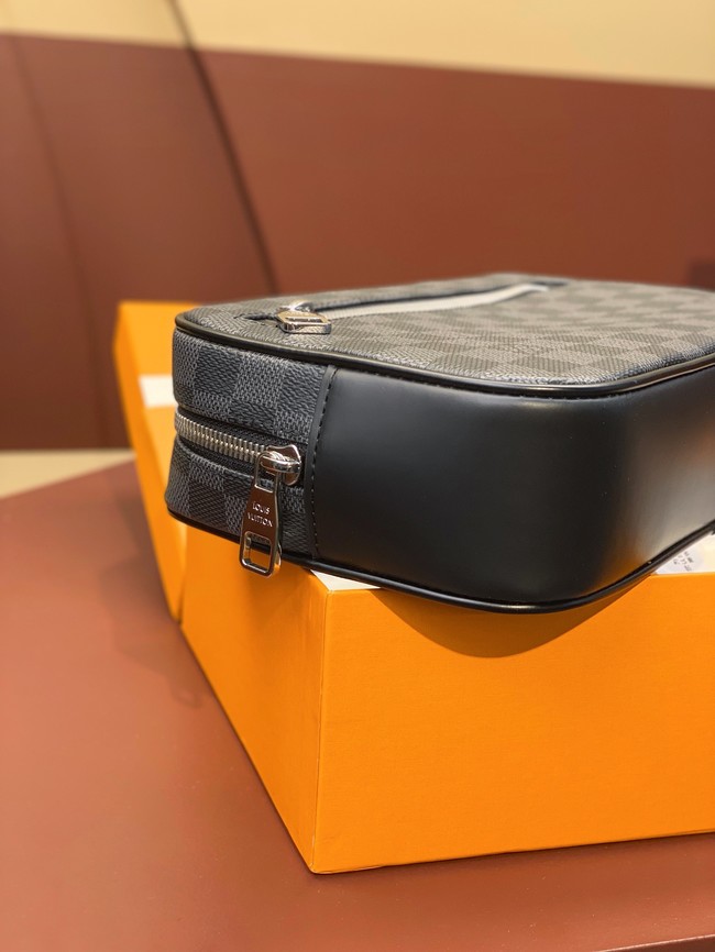 Louis Vuitton clutch bag N61664-4