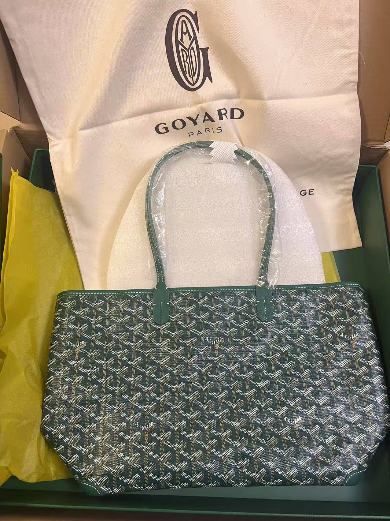 Goyard Calfskin Leather Tote Bag 20218 green
