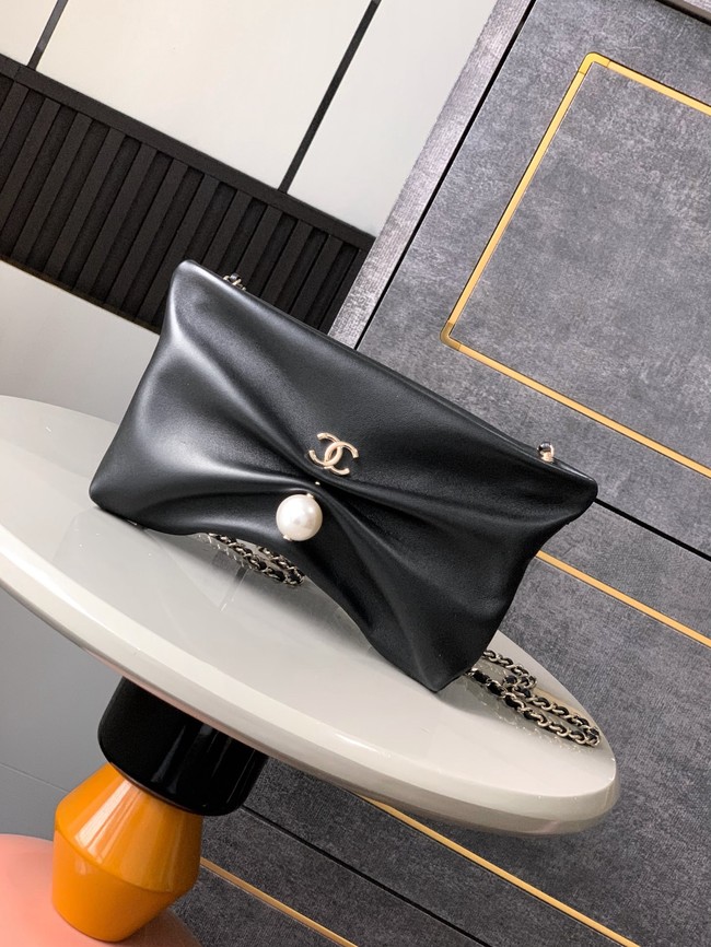 Chanel CLUTCH WITH CHAIN AP4613 black