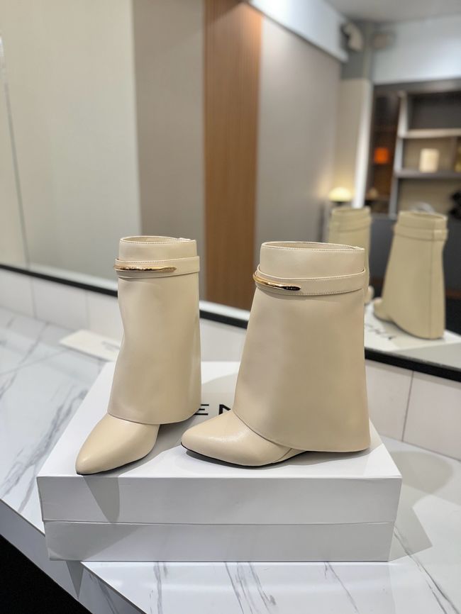 Givenchy Mid-Calf Boots Shiny Calfskin high heels 8.5CM 65260-3 Givenchy Mid-Calf Boots Shiny Calfskin high heels 8.5CM 65260-3
